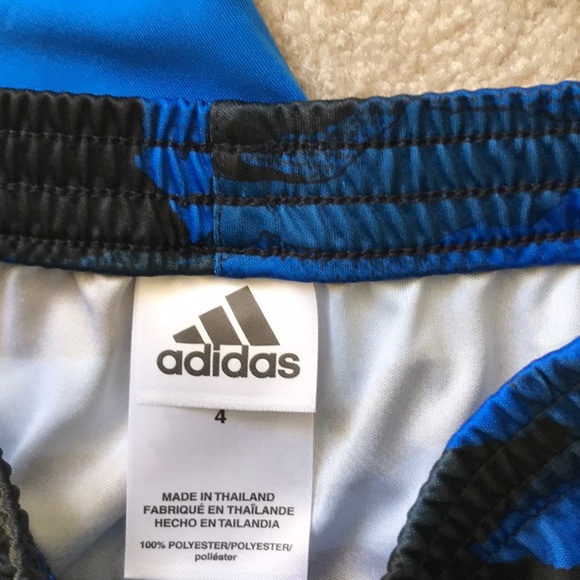 ADIDAS BOYS SIZE 4 MATCHING TWO PIECE SET - Picture 4 of 6